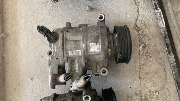 VW CC ÇIKMA PARÇA KLİMA KOMPOROSÖRÜ.JPG